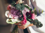 How to Arrange Spring Flowers Like a Pro